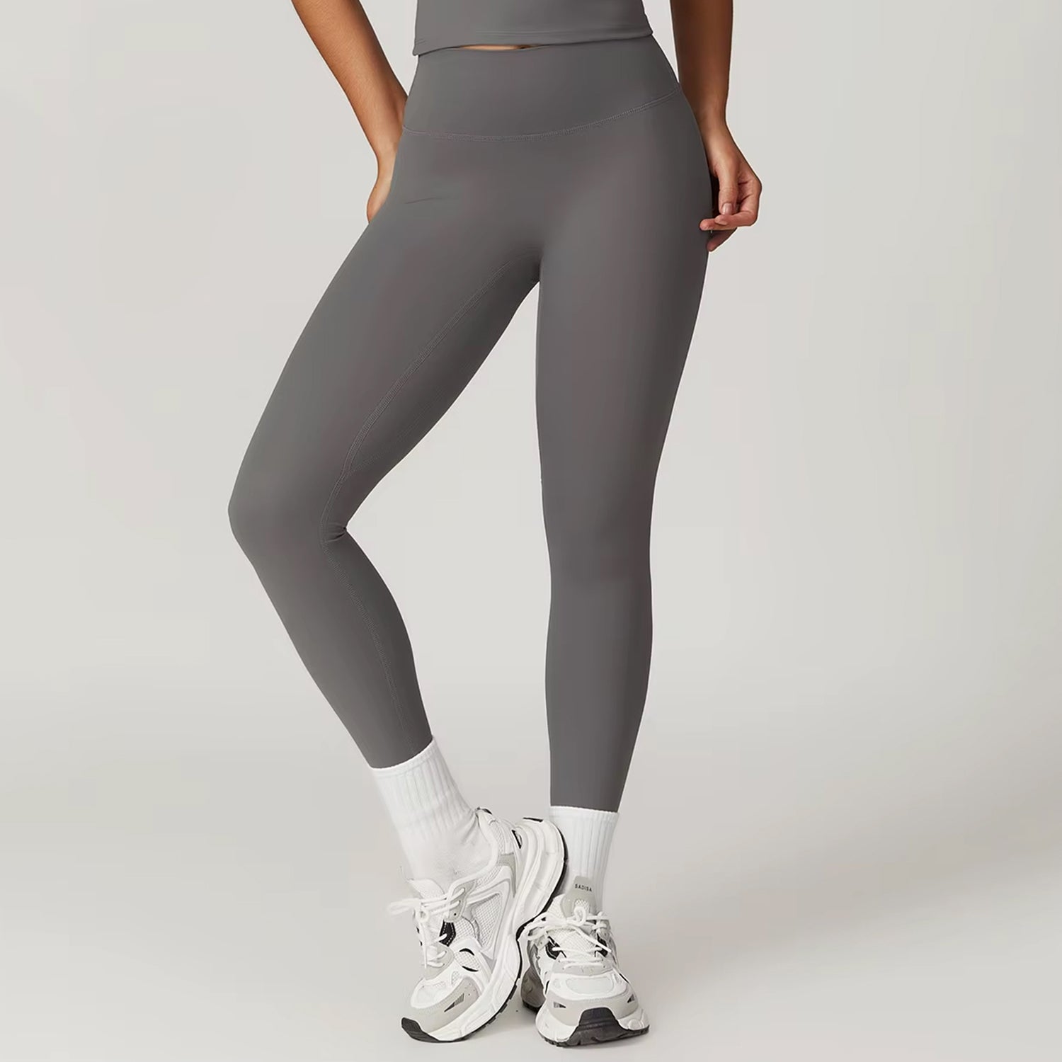 Bilek Hizasında Tayt