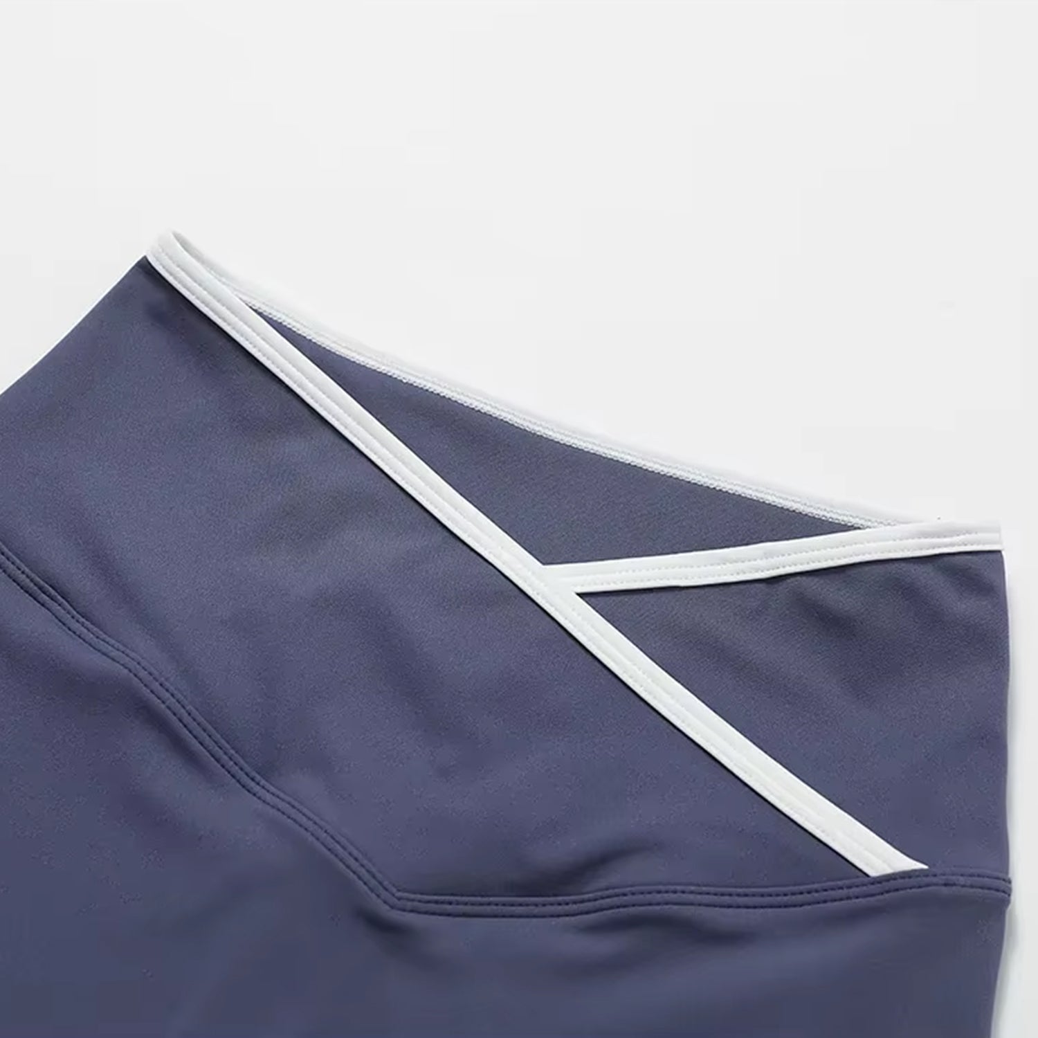 Çizgi Detaylı Biker Şort