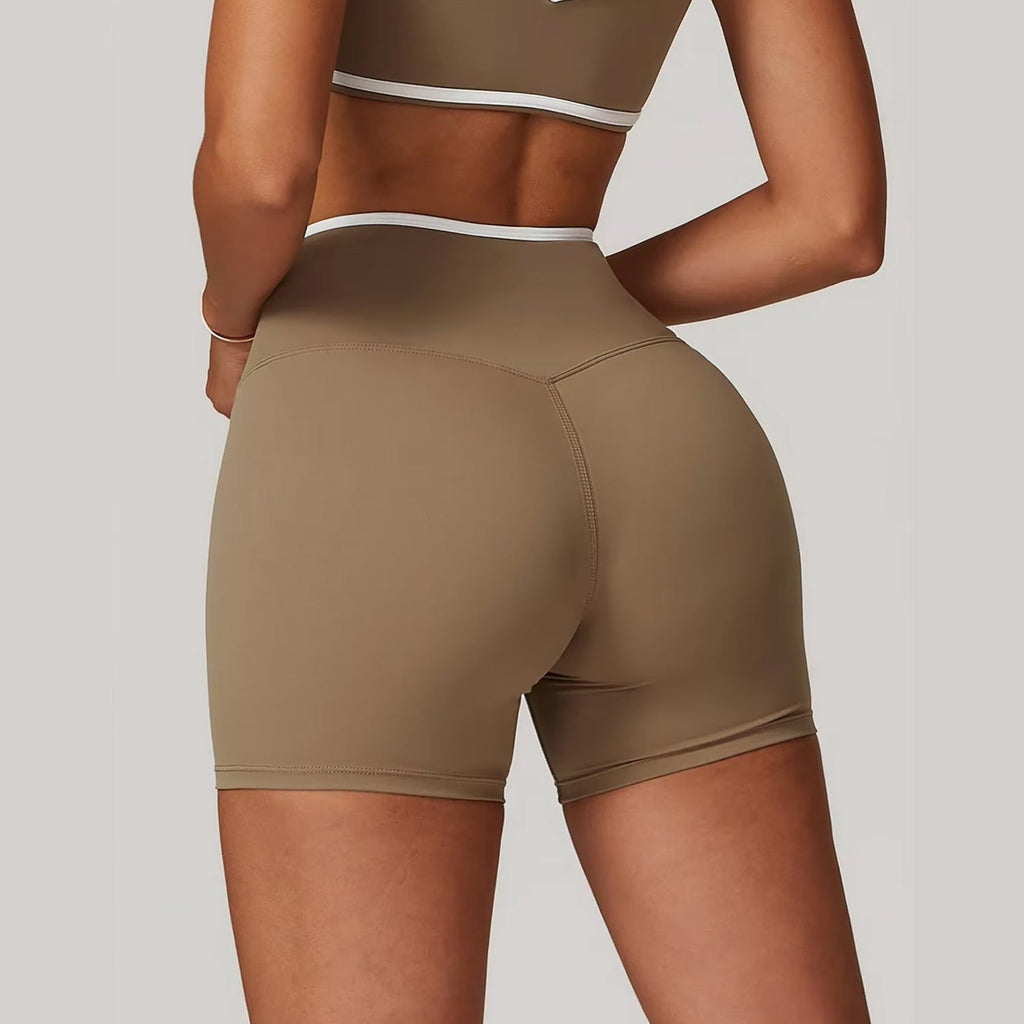 Çizgi Detaylı Biker Şort