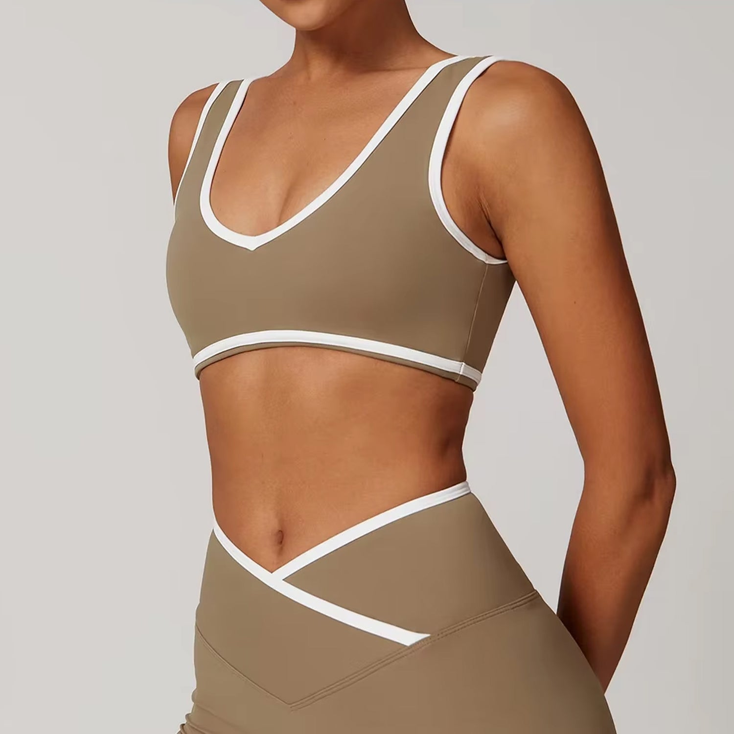 Çizgi Detaylı Bra